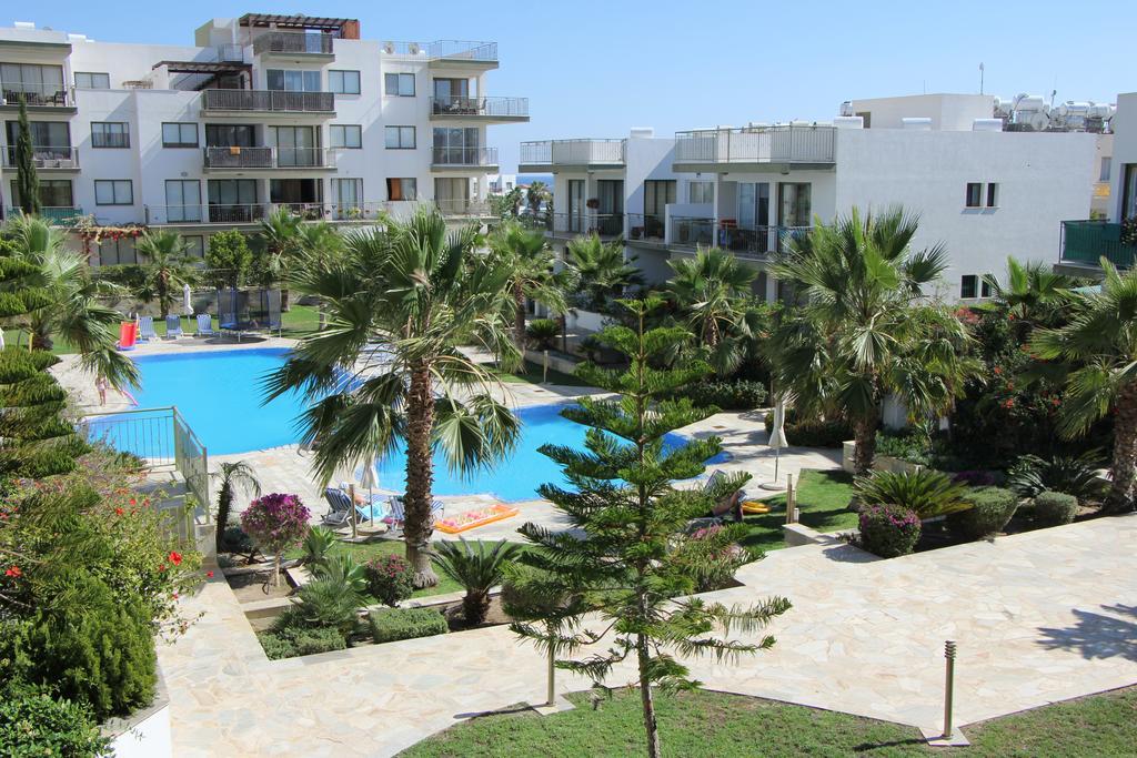 Danaos Pool View Apartment Paphos Exterior photo